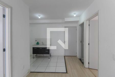 Sala/Cozinha de apartamento para alugar com 2 quartos, 32m² em Fazenda da Juta, São Paulo