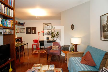 Sala de Estar e Jantar de apartamento para alugar com 1 quarto, 44m² em Sumarezinho, São Paulo