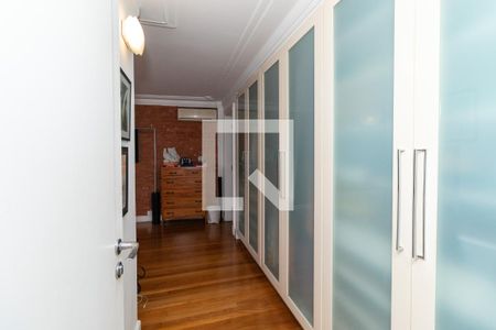 Suíte de apartamento à venda com 3 quartos, 186m² em Perdizes, São Paulo