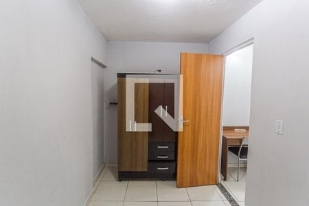 Quarto  de kitnet/studio para alugar com 1 quarto, 35m² em Santa Efigênia, Belo Horizonte