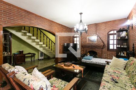 Sala de casa à venda com 4 quartos, 250m² em Vila Carrão, São Paulo