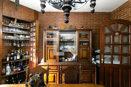 Sala de casa à venda com 4 quartos, 250m² em Vila Carrão, São Paulo