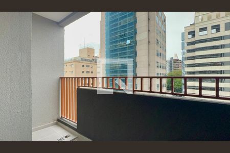Varanda de kitnet/studio à venda com 1 quarto, 25m² em Pinheiros, São Paulo