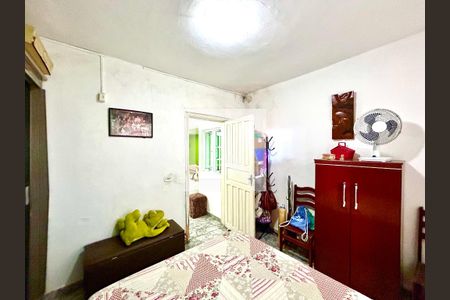 Quarto 1 de casa à venda com 2 quartos, 156m² em Jardim Santa Barbara, Guarulhos