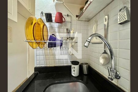 Cozinha de kitnet/studio à venda com 1 quarto, 30m² em Vila Itapura, Campinas