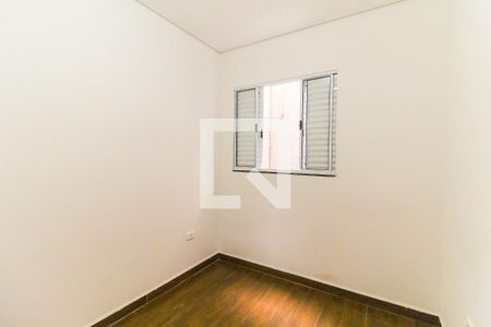 Quarto 2 de apartamento para alugar com 2 quartos, 38m² em Itaquera, São Paulo