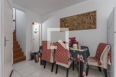 Sala de casa de condomínio à venda com 2 quartos, 82m² em Jardim Carvalho, Porto Alegre