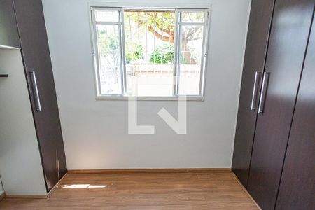 Quarto 1 de apartamento para alugar com 3 quartos, 60m² em Manacás, Belo Horizonte