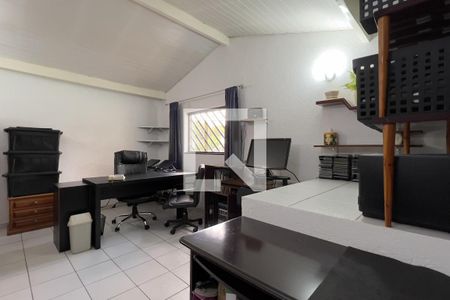 Escritório de casa à venda com 3 quartos, 209m² em Jardim Santa Mena, Guarulhos
