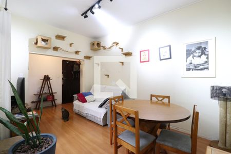 Sala de apartamento para alugar com 2 quartos, 77m² em Lapa, São Paulo