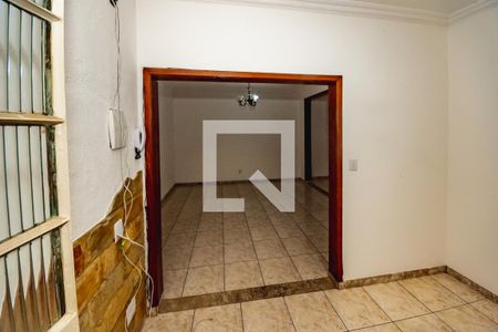 Casa à venda com 5 quartos, 276m² em Santa Monica, Belo Horizonte