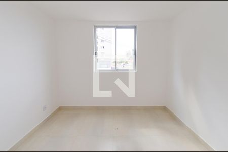 Quarto 2 de apartamento para alugar com 3 quartos, 72m² em Estrela do Oriente, Belo Horizonte