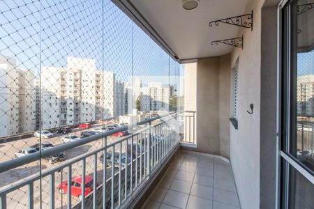Varanda de apartamento para alugar com 1 quarto, 72m² em Jardim Tupanci, Barueri