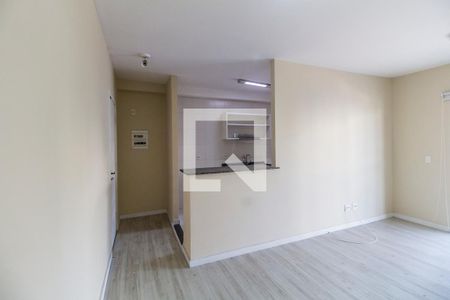 Sala de apartamento para alugar com 1 quarto, 72m² em Jardim Tupanci, Barueri