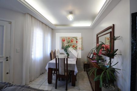 Sala 1 de casa à venda com 3 quartos, 201m² em Igara, Canoas