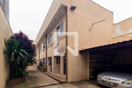Condomínio de casa para alugar com 2 quartos, 63m² em Jardim Iva, São Paulo