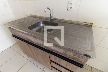Sala/Cozinha de apartamento para alugar com 2 quartos, 33m² em Colônia (zona Leste), São Paulo