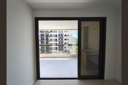 Sala de apartamento para alugar com 2 quartos, 86m² em Barra da Tijuca, Rio de Janeiro
