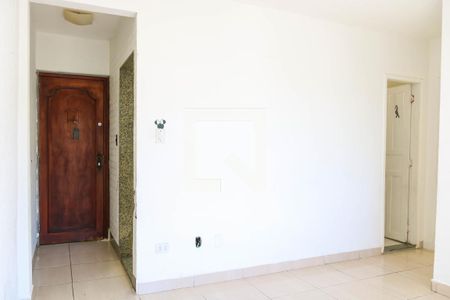 Sala de apartamento para alugar com 2 quartos, 56m² em Tomas Coelho Rj, Rio de Janeiro