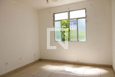 Sala de apartamento para alugar com 2 quartos, 56m² em Tomas Coelho Rj, Rio de Janeiro