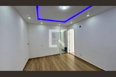 Quarto 1 de casa de condomínio para alugar com 2 quartos, 130m² em Vargem Pequena, Rio de Janeiro