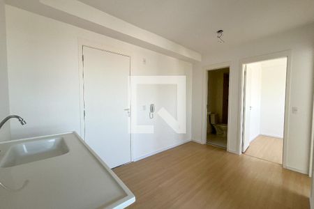 Sala/Cozinha de apartamento à venda com 2 quartos, 29m² em Vila Pereira Barreto, São Paulo