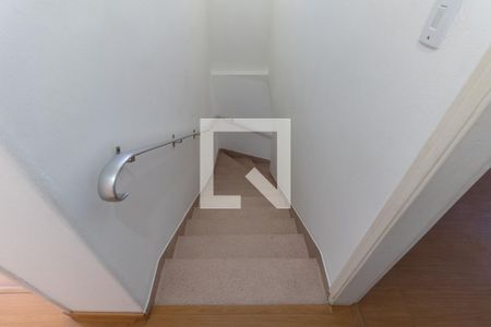 Escada de casa à venda com 2 quartos, 157m² em Sacoma, São Paulo