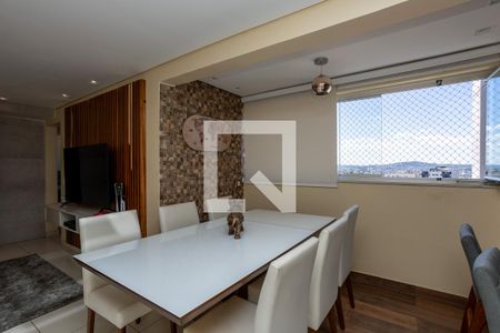 Sala de apartamento à venda com 3 quartos, 84m² em Heliópolis, Belo Horizonte