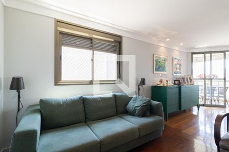 Sala de TV de apartamento à venda com 3 quartos, 193m² em Indianópolis, São Paulo