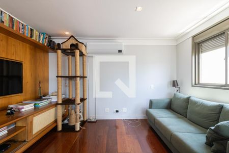 Sala de TV de apartamento à venda com 3 quartos, 193m² em Indianópolis, São Paulo