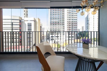 Studio de kitnet/studio para alugar com 1 quarto, 42m² em Jardim das Acacias, São Paulo