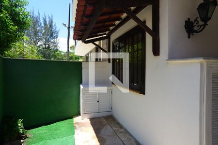 Entrada de casa de condomínio para alugar com 4 quartos, 180m² em Barra da Tijuca, Rio de Janeiro
