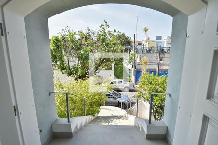 Sala de casa para alugar com 5 quartos, 330m² em Jardim da Gloria, São Paulo