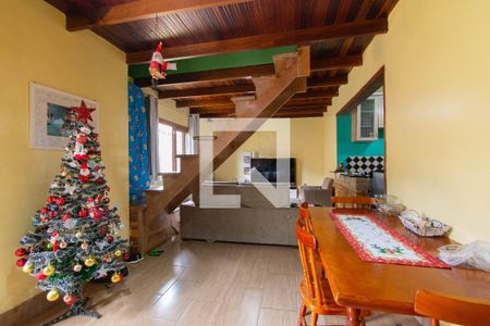 Casa à venda com 3 quartos, 280m² em Niterói, Canoas