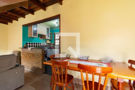 Casa à venda com 3 quartos, 280m² em Niterói, Canoas