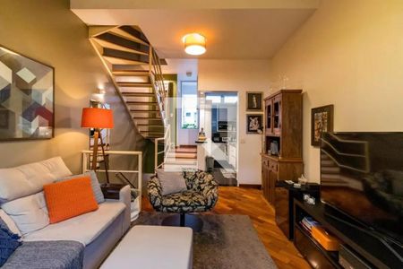 Foto 01 de casa de condomínio à venda com 2 quartos, 110m² em Real Parque, São Paulo