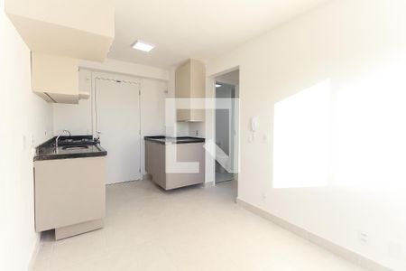 Sala de apartamento à venda com 2 quartos, 32m² em Vila Carmosina, São Paulo