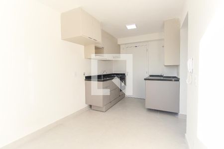Sala de apartamento à venda com 2 quartos, 32m² em Vila Carmosina, São Paulo