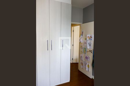 Quarto 1 de apartamento à venda com 2 quartos, 57m² em Umuarama, Osasco
