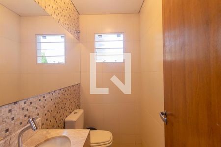Lavabo de casa para alugar com 2 quartos, 170m² em Campo Comprido, Curitiba