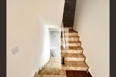 Escada de casa à venda com 4 quartos, 140m² em Santana, São Paulo