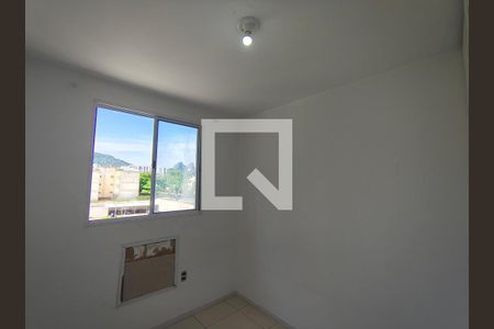 Quarto  de apartamento para alugar com 2 quartos, 62m² em Vargem Grande, Rio de Janeiro