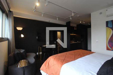 Sala/Quarto de kitnet/studio à venda com 1 quarto, 25m² em Indianópolis, São Paulo