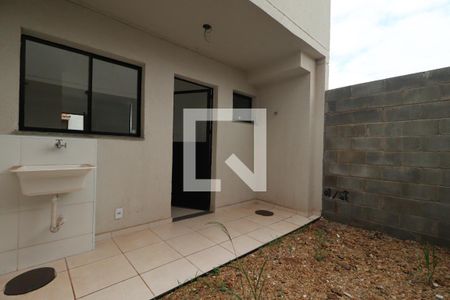 Área de Serviço de casa de condomínio para alugar com 2 quartos, 55m² em Parque Residencial Candido Portinari, Ribeirão Preto