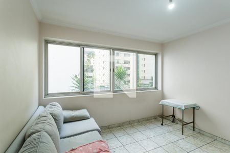 Sala de apartamento para alugar com 3 quartos, 121m² em Indianópolis, São Paulo