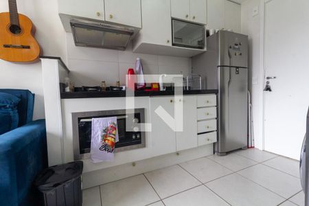Sala, Cozinha e área de serviço de apartamento à venda com 1 quarto, 28m² em Vila Ré, São Paulo
