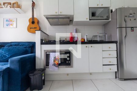 Sala, Cozinha e área de serviço de apartamento à venda com 1 quarto, 28m² em Vila Ré, São Paulo