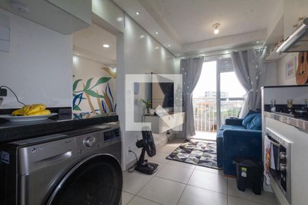 Sala, Cozinha e área de serviço de apartamento à venda com 1 quarto, 28m² em Vila Ré, São Paulo