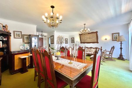 Sala de casa à venda com 5 quartos, 600m² em Planalto Paulista, São Paulo