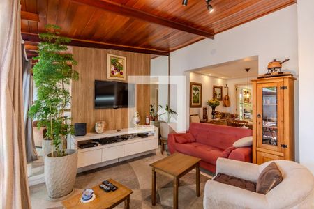 Sala de TV de casa de condomínio à venda com 3 quartos, 130m² em Cavalhada, Porto Alegre